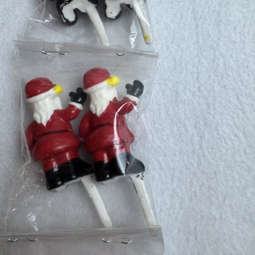 Vintage Lot Of 12 Santa Clause Cupcake Picks Toppers Red Plastic Christmas Decor